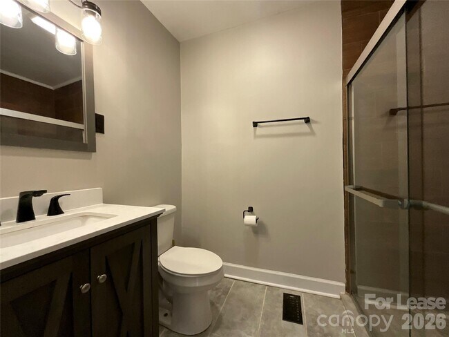 Building Photo - 3820 Freedom Dr