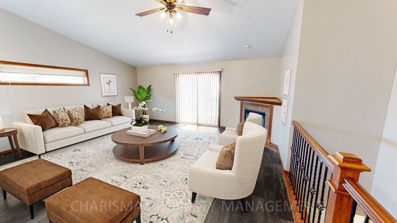 Building Photo - 5600 W Bakker Park Dr