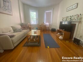 Building Photo - 1786 Beacon St