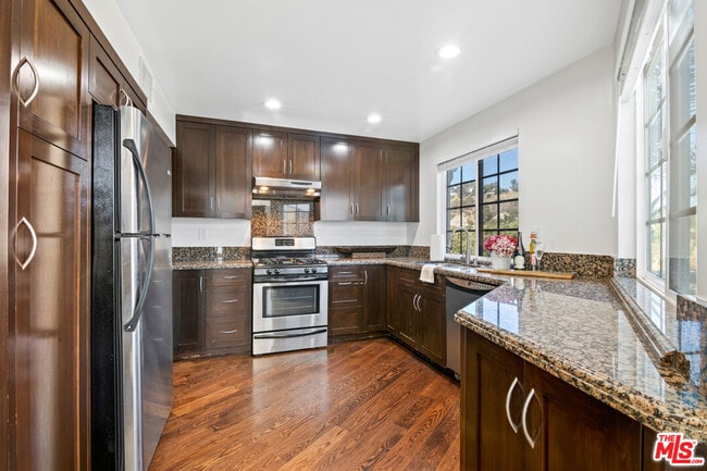 Building Photo - 2461 Jupiter Dr