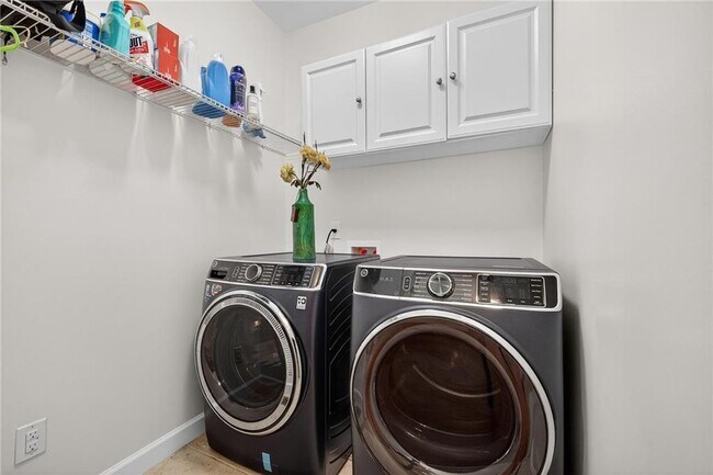 Building Photo - 4471 Redan Ct