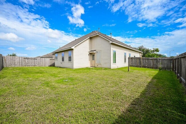 Building Photo - 20603 Flintoff Ln