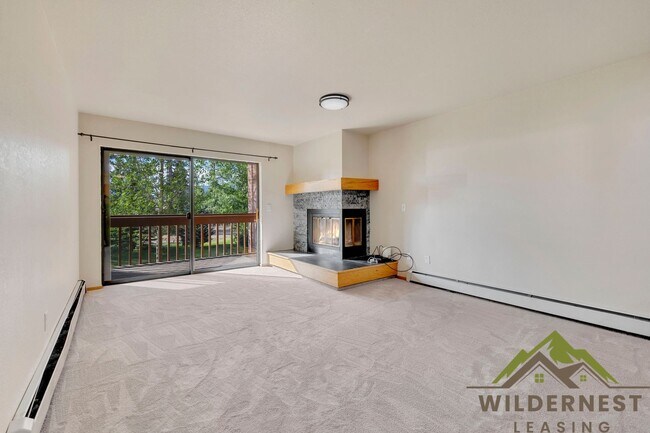 Building Photo - 749 Lagoon Dr