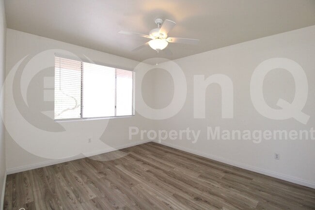 Building Photo - 16013 S Desert Foothills Pkwy