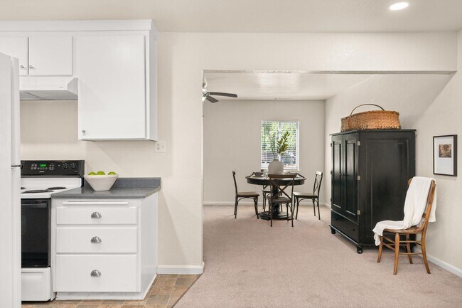 Building Photo - Available Now. Cute Home located in quiet ...