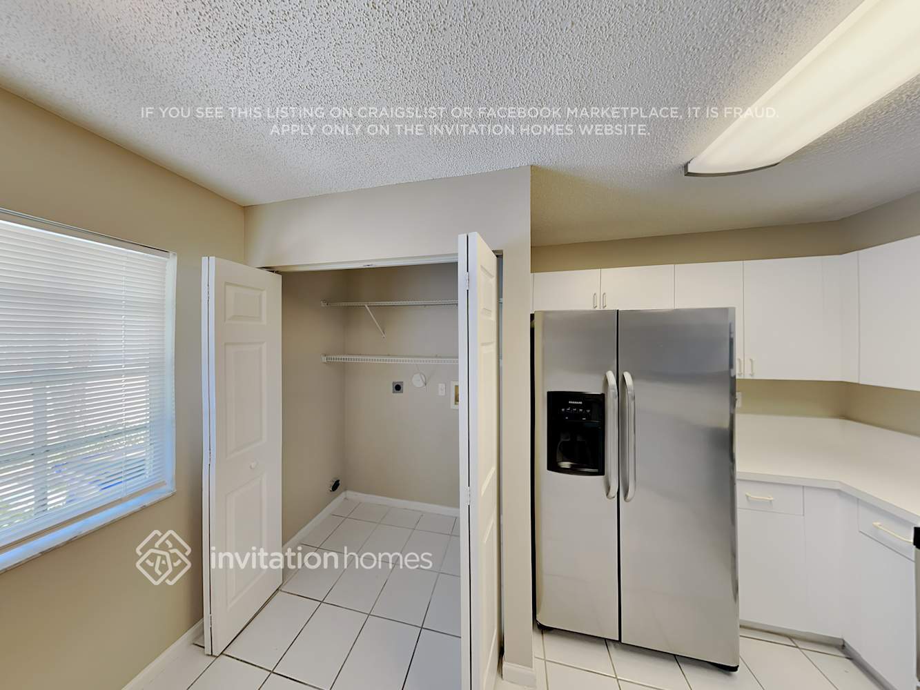 Building Photo - 4728 SW 13th Pl