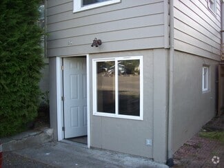 Building Photo - r70c