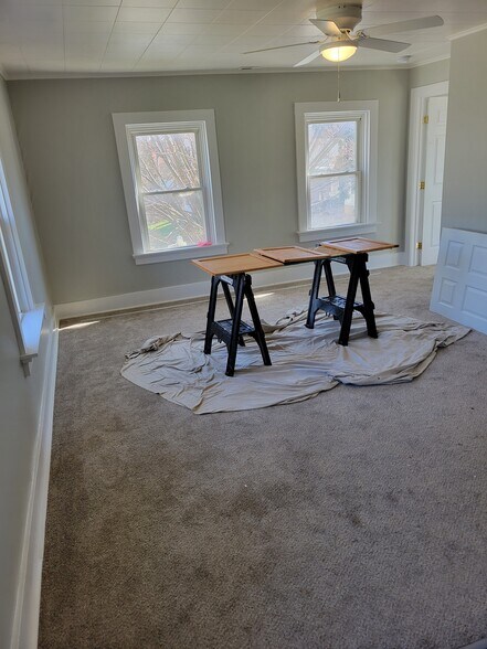 Living Room - 125 Neil St