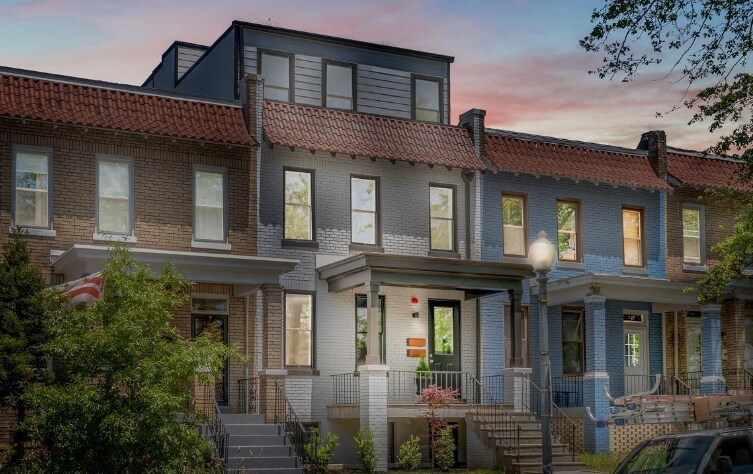 Building Photo - 729 Princeton Pl NW