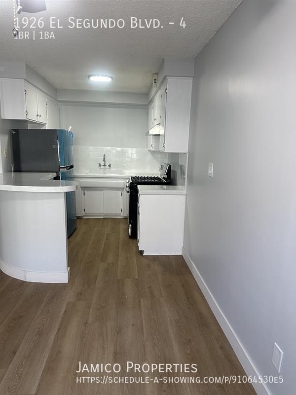 Building Photo - 1926 W El Segundo Blvd