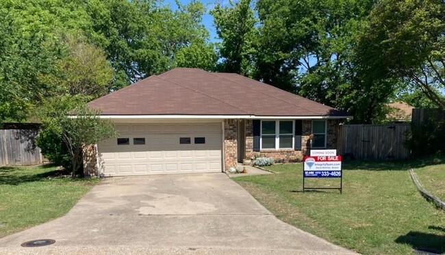 Building Photo - 1106 Lockridge-