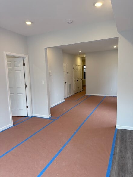 Open Layout - 37 6th St