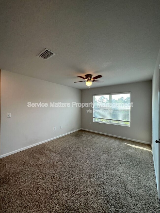 Building Photo - 7571 Oak Lake Blvd