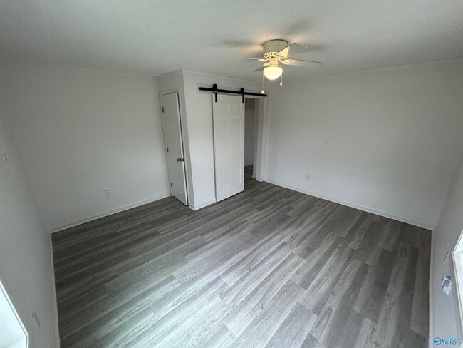 Building Photo - 2910 2nd Ave NW