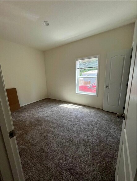 Building Photo - 25509 32nd Ave E