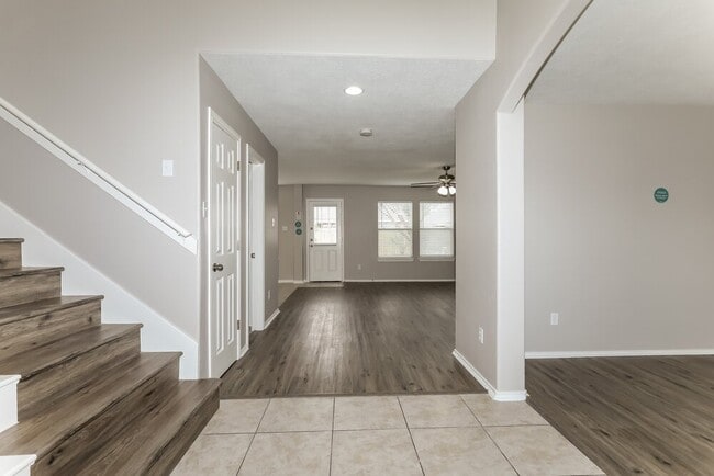 Building Photo - 6363 Bright Falls Ln