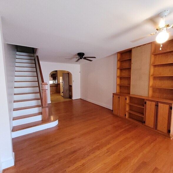 Building Photo - 1735 Cole St