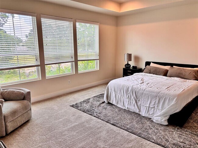 Building Photo - 958 Highland Sound Ln