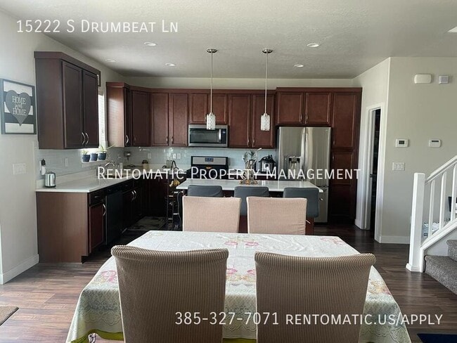 Building Photo - 15222 Drumbeat Ln