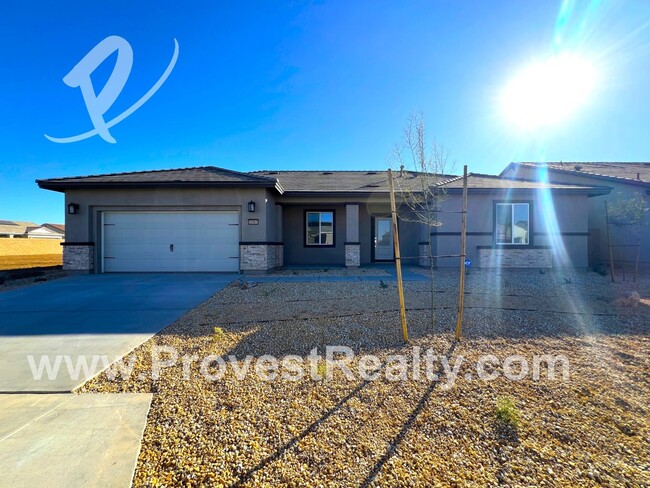 Primary Photo - Brand New 3 Bed, 2 Bath Home in Victorvill...