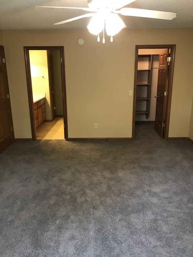 Building Photo - 5726 Fox Mill Run