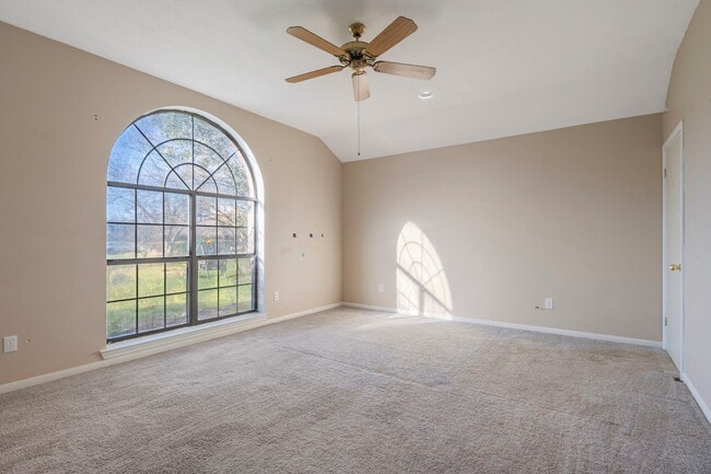 Building Photo - 3250 Callie Cir