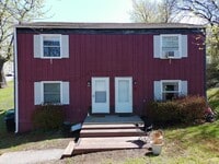 Building Photo - 800 Castalia St