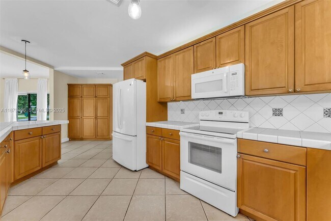 Building Photo - 6275 SW 123rd Terrace