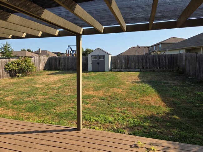 Building Photo - 208 Rock Hound Ln