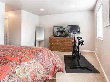 Building Photo - 1642 NW 5th Ave