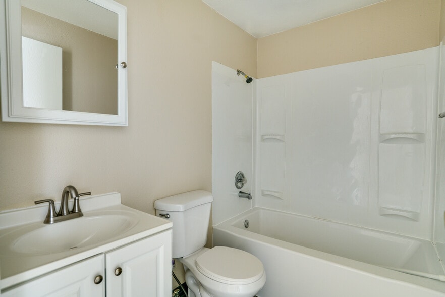 Bathroom with shower and tub - 2410 S I St