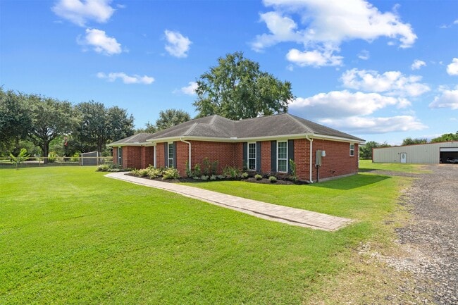 Building Photo - 18823 Cypress Church Rd