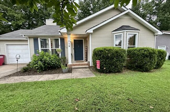 Building Photo - 118 Shady Maple Dr