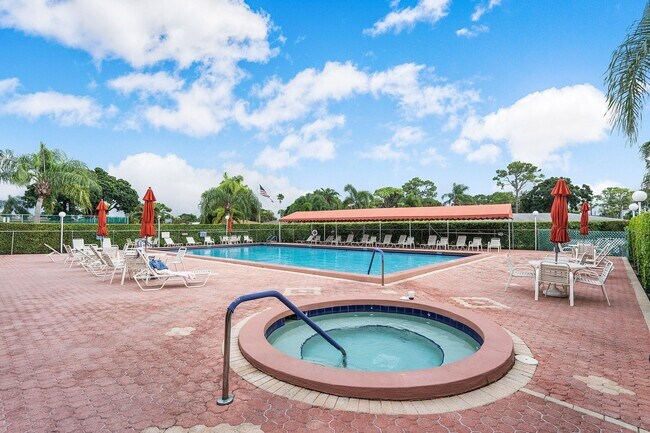 Building Photo - 5074 Privet Pl