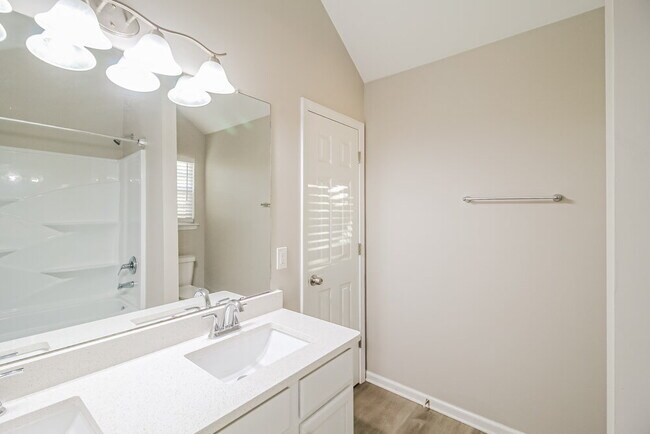 Building Photo - 85 Stone Commons Way