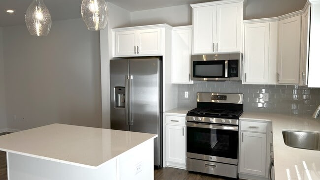 Building Photo - 236 Santorini Wy