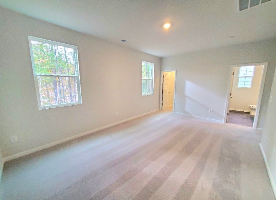 Building Photo - 160 Cypress Holw Dr