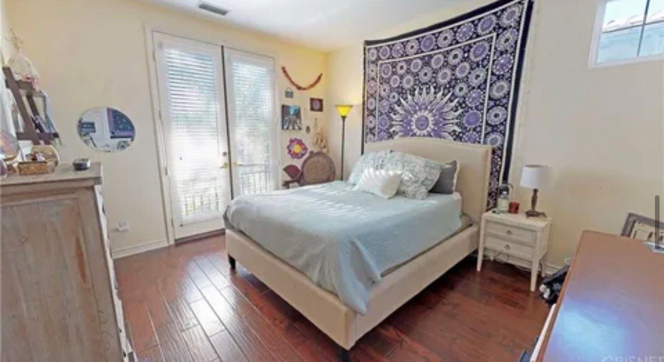 Building Photo - 26915 Augusta Pl