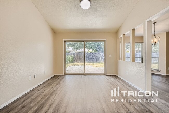 Building Photo - 112 Browning Ln