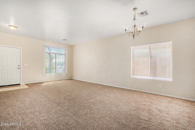 Building Photo - 19061 N San Pablo St