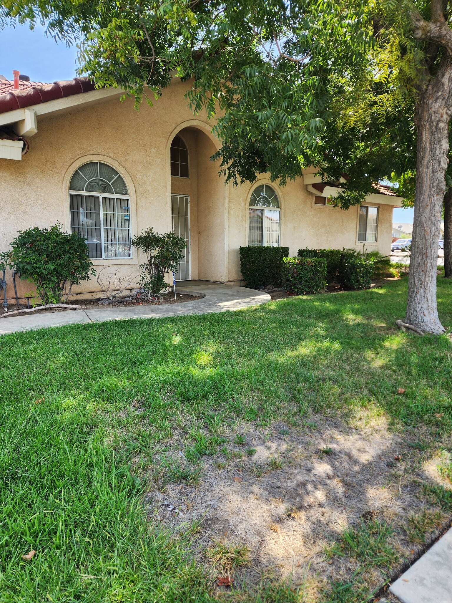 Building Photo - 3195 Whittier Ave