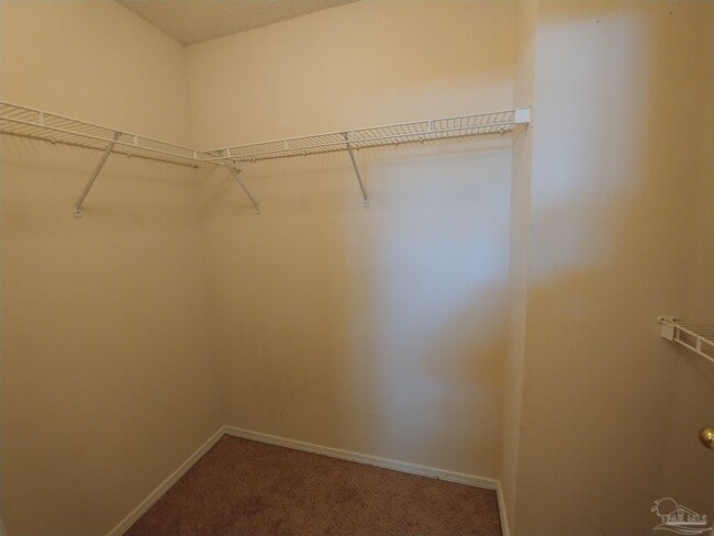 Building Photo - 2491 Redoubt Ave
