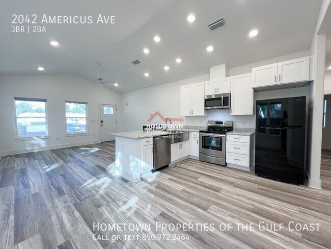 Building Photo - 3-Bedroom Home Minutes from NAS Pensacola