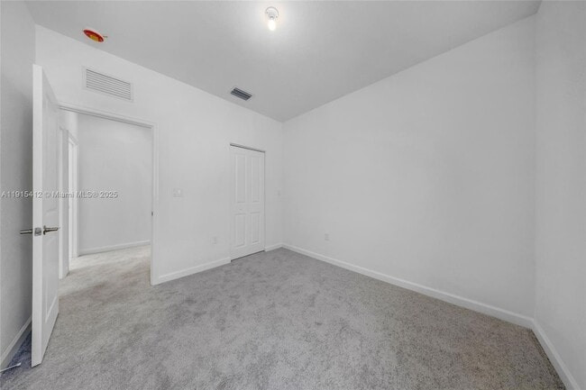 Building Photo - 2448 SE 27th Terrace