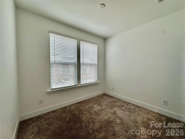 Building Photo - 5013 Sovereignty Ct