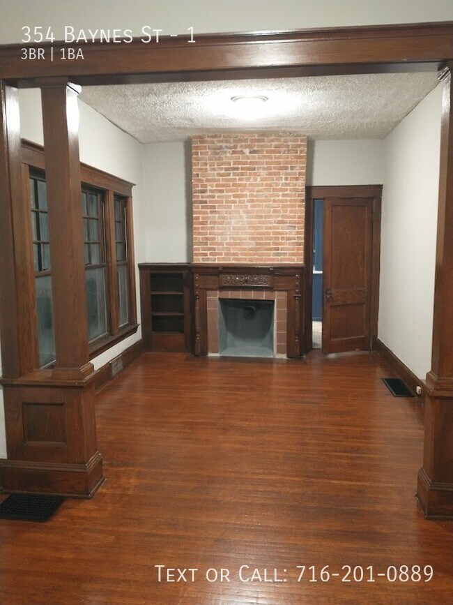 Primary Photo - 354 Baynes St