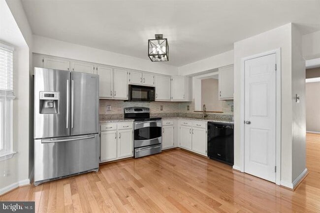 Building Photo - 1163 Kelfield Dr