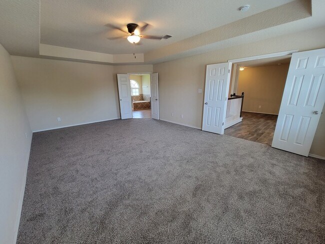 Building Photo - Charming 4 beds 2 baths in San Antonio!