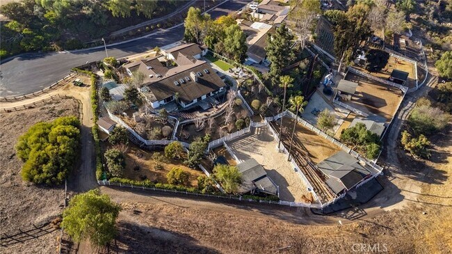 Building Photo - 27151 Mission Hills Dr