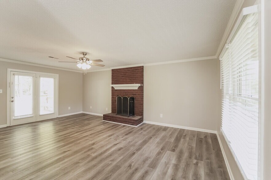 Building Photo - 938 Brightmoor Dr